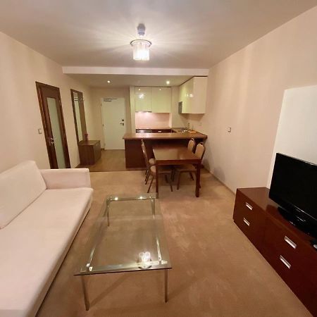 Golden Fish Apartmany Xia Pilsen Exterior photo